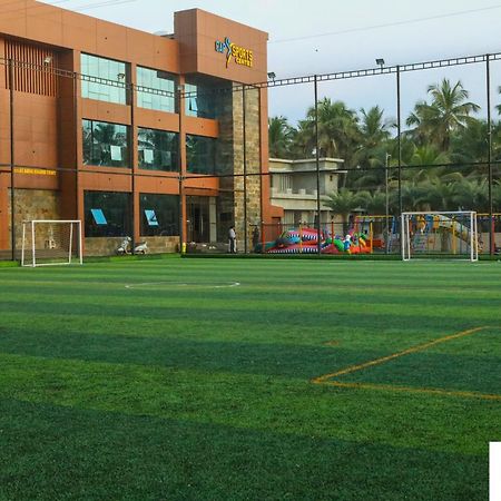 Cap Sports Center Hotel Nileshwar Exterior photo