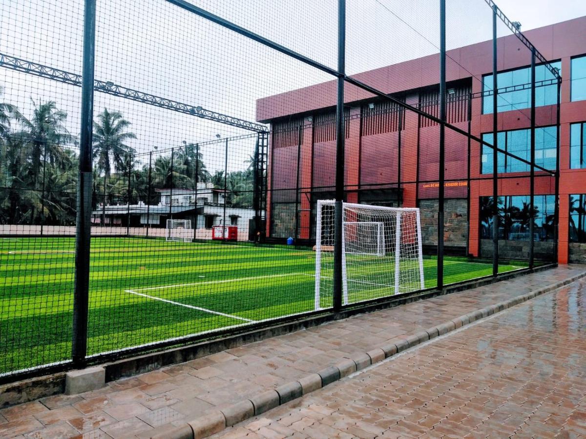 Cap Sports Center Hotel Nileshwar Exterior photo
